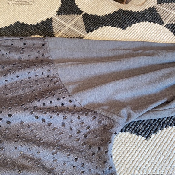 Olive green shirt - Picture 5 of 5